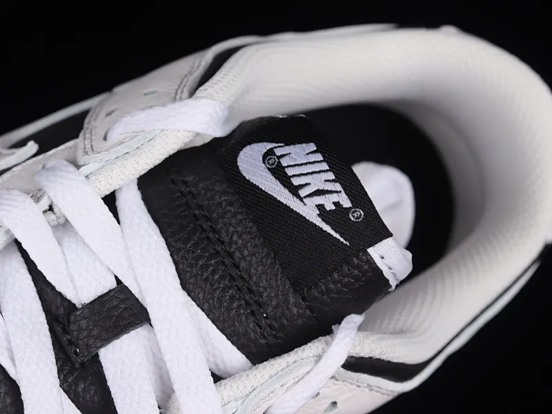 All Categories Nk SB Dunk Series Nk SB Dunk Low Low-top Sneakers C Version Nk Dunk Low "Reverse Panda" White and Black Reverse Panda SB Smashing Backboard Fashion Casual Sneakers FD9064-011